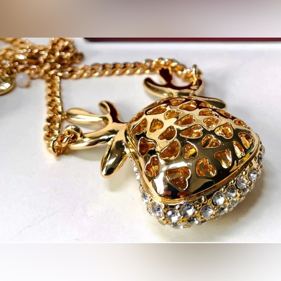 Betsey Johnson NWT Sparkling Pave Crystals RedNosed Reindeer NecklaceGold Chain - Picture 6 of 9
